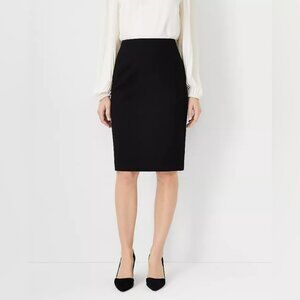 Ann Taylor Below Knee Pencil Skirt Classic Solid Black Dual Vent Womens Size 10